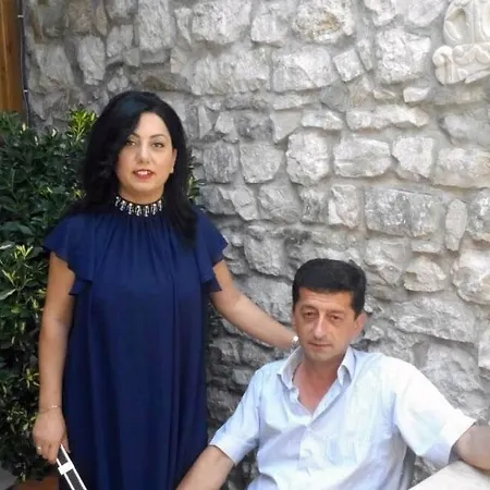 Boutique Osumi 3* בראט