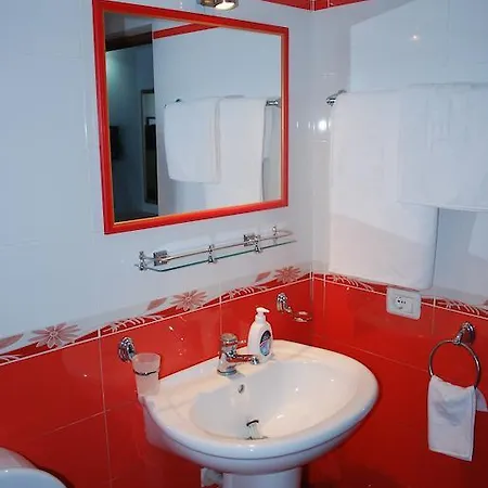 Boutique Osumi Берат